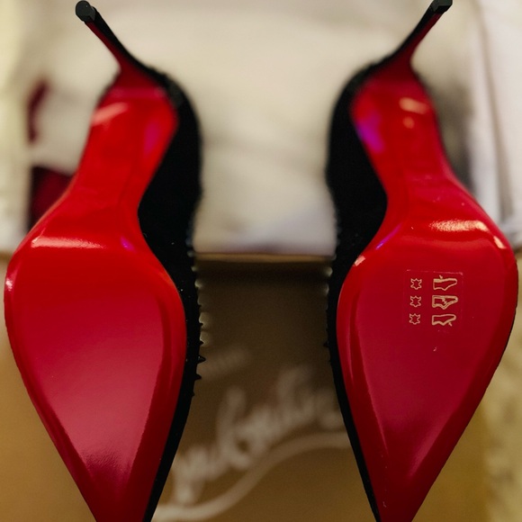 Christian Louboutin Anjalina Studded Pointed Toe Pump - Size 37 (7) - Picture 4 of 8